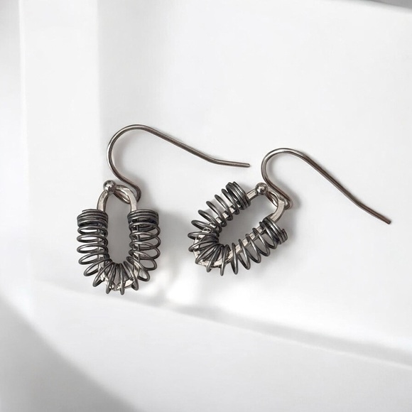 5 For $25💫Alternative Coiled Spring Dangles Earrings - Picture 4 of 4